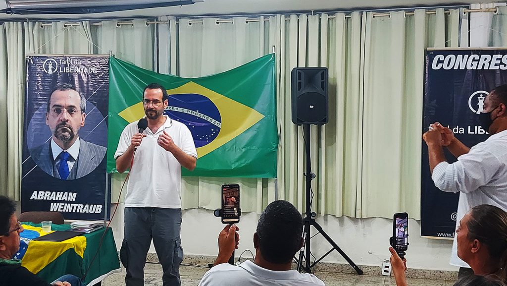 Arthur Weintraub em Congresso do Farol da Liberdade em Ribeirão Preto